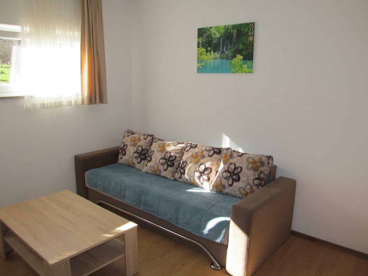Natasa Apartments Езерца Экстерьер фото